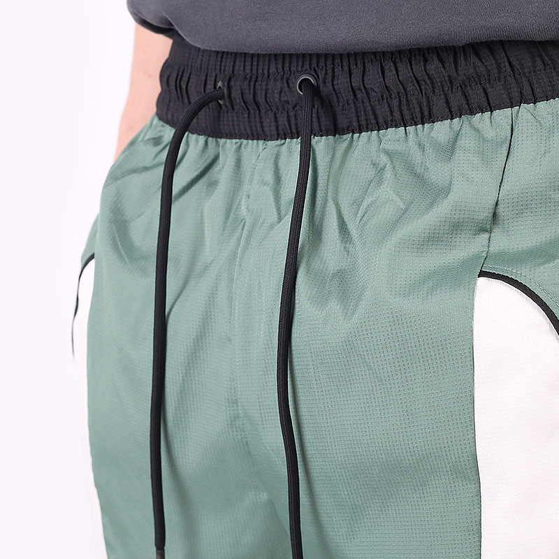 мужские зеленые шорты  Nike Throwback Basketball Shorts CV1862-353 - цена, описание, фото 4